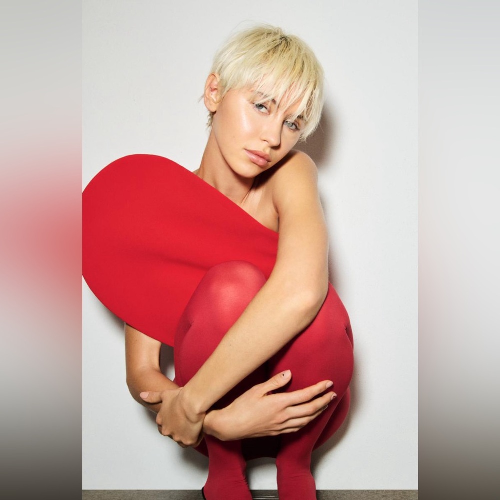 Zara asymmetic heart top limited edition, sweetheart neckline - Picture 3 of 9